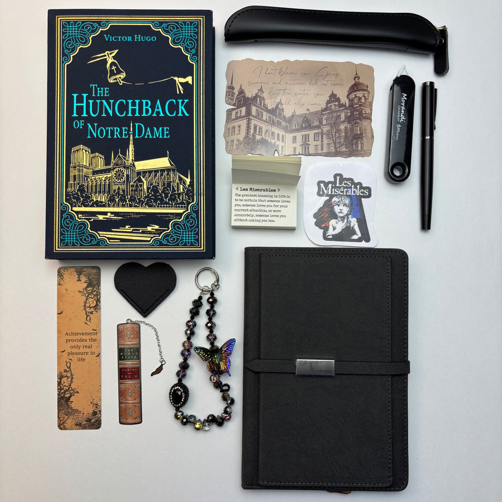 ✍️ Author Series: Hugo Bundle