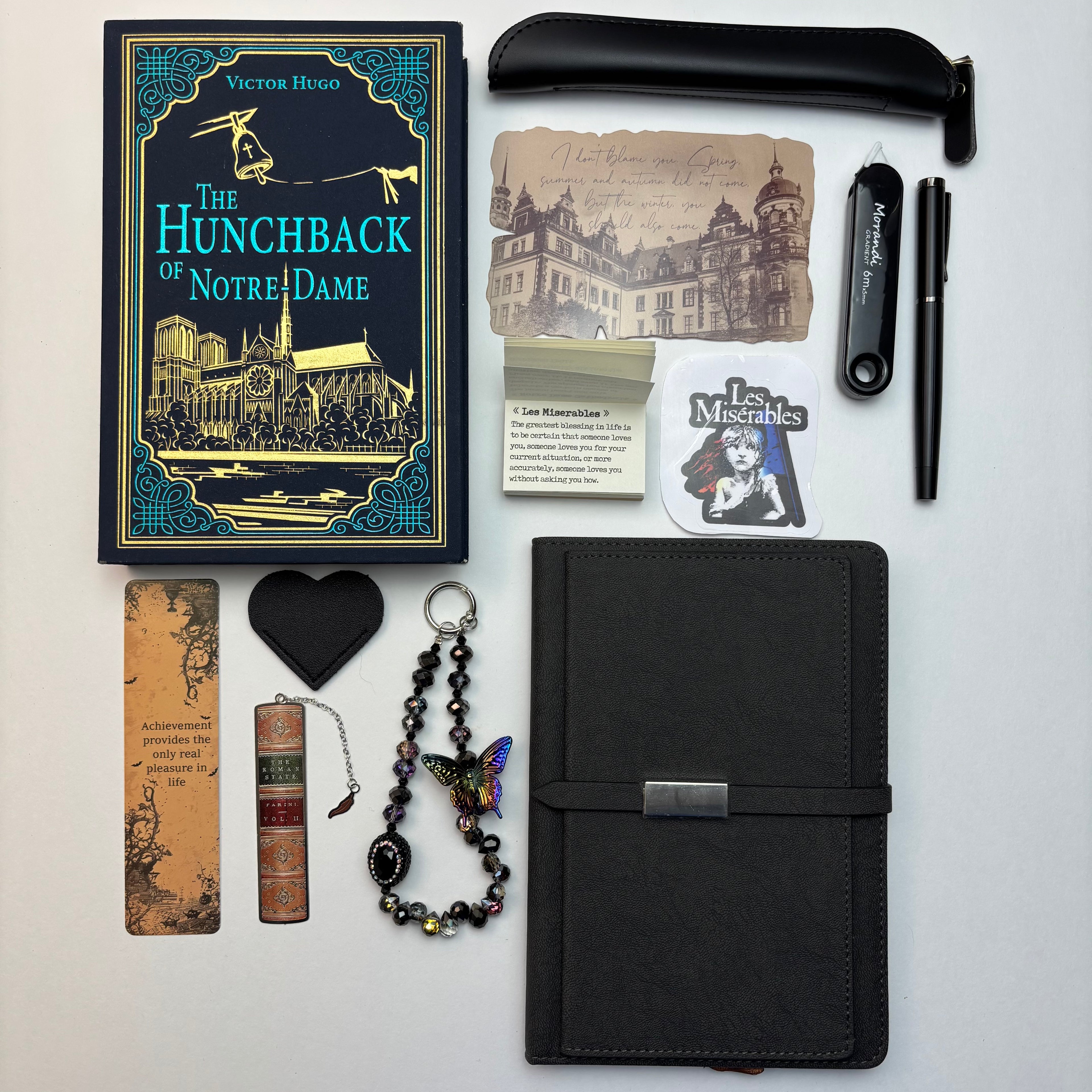 ✍️ Author Series: Hugo Bundle